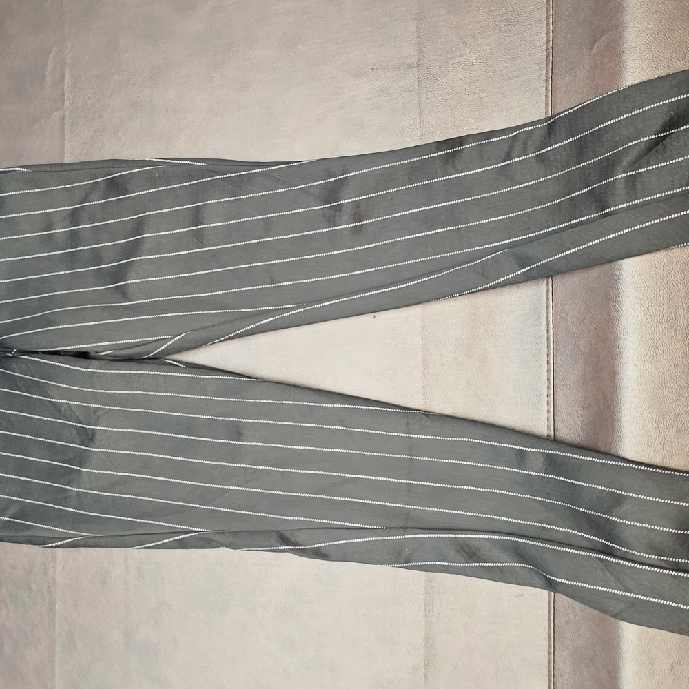 Shosho Women's Charcoal Pinstripe Leggings
